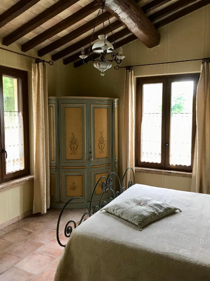 Genius Loci Country Inn Bevagna Buitenkant foto