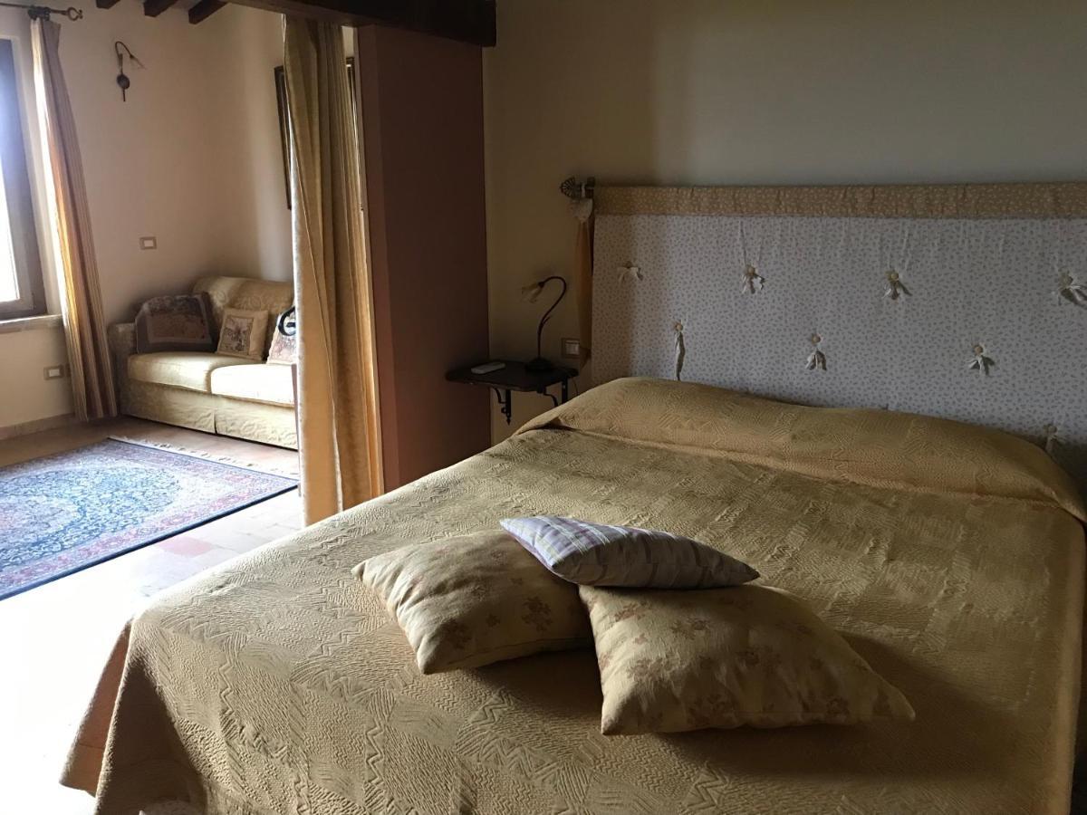 Genius Loci Country Inn Bevagna Buitenkant foto