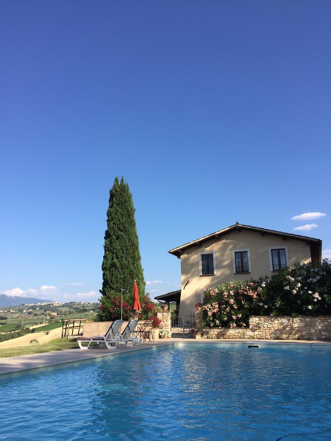 Genius Loci Country Inn Bevagna Buitenkant foto
