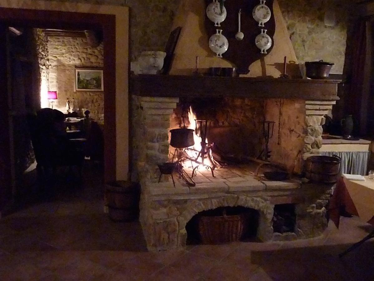 Genius Loci Country Inn Bevagna Buitenkant foto