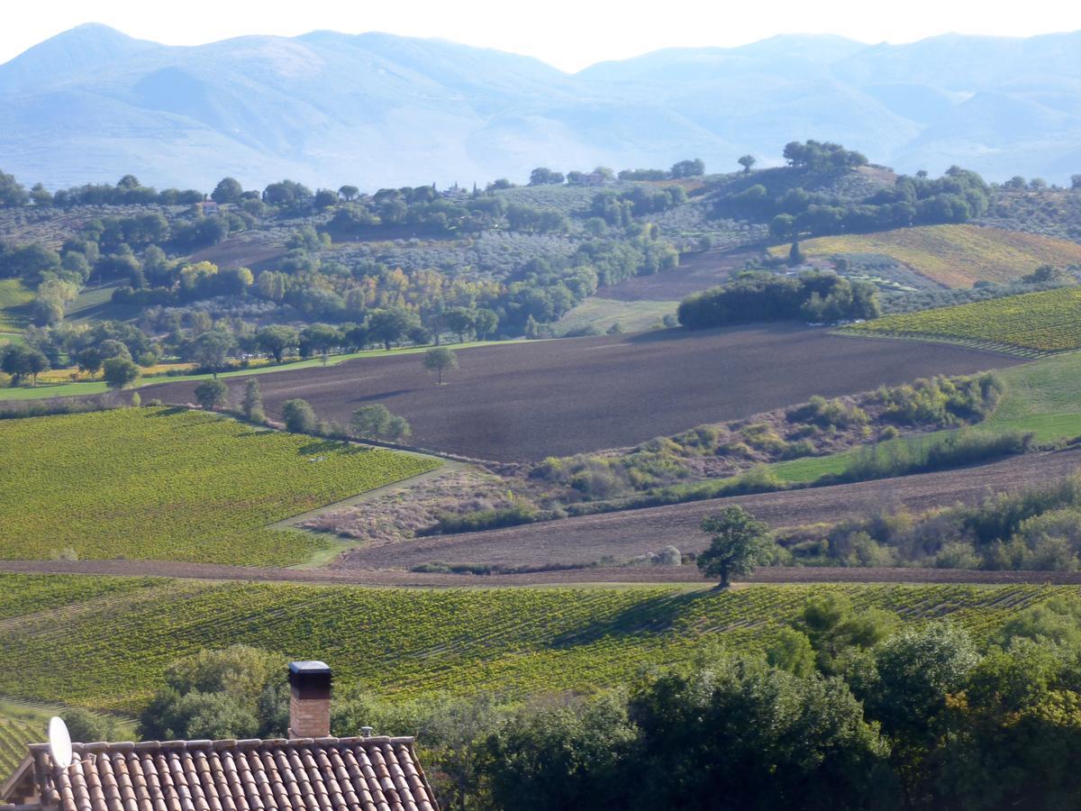 Genius Loci Country Inn Bevagna Buitenkant foto